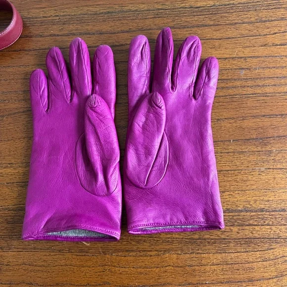 Coach Magenta Leather Gloves Size 7 - Picture 3 of 4